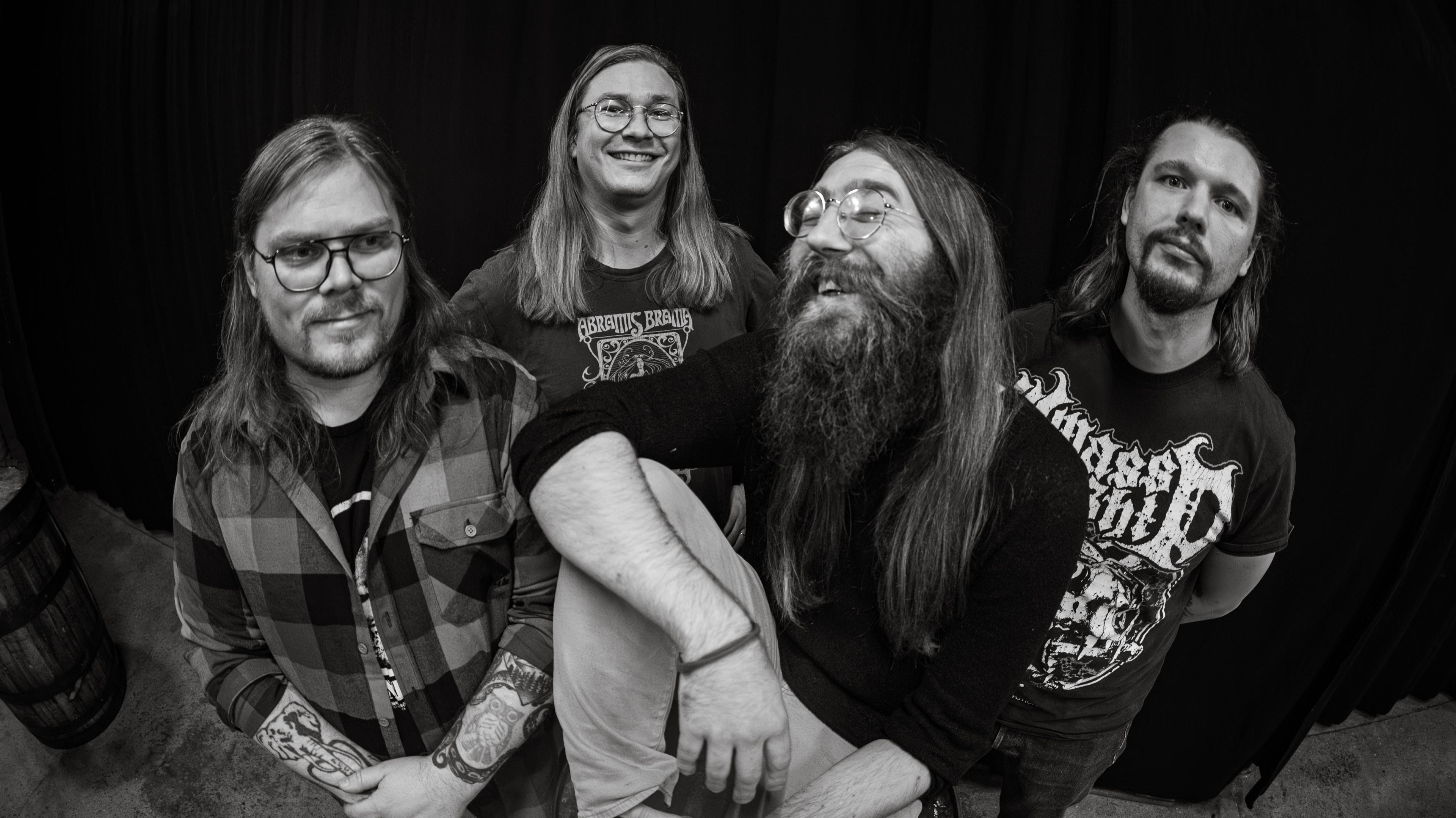 Skraeckoedlan + Gaupa