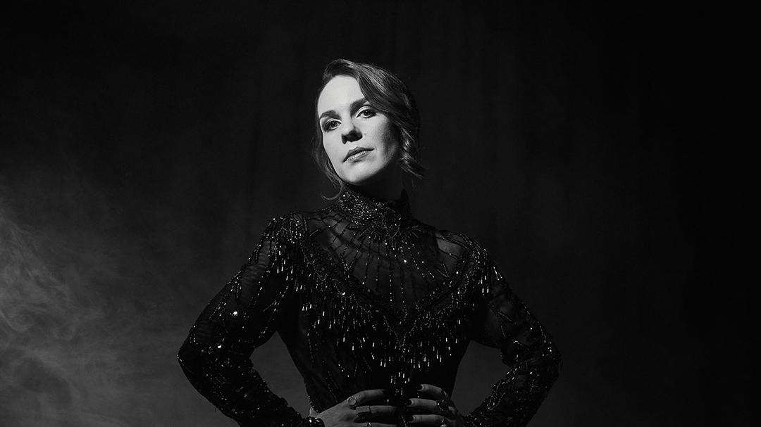 Isabella Lundgren hyllar Jazzens stora vokalister