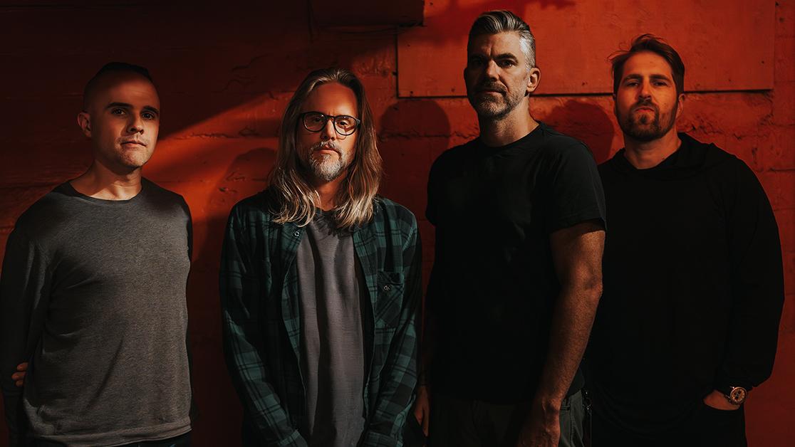 3/3 BETWEEN THE BURIED AND ME | DEBASER STRAND