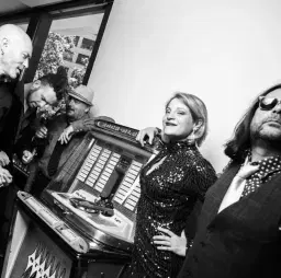 MADAME ROBERT + PERFECTO âą 07/03/26 âą LE FORUM