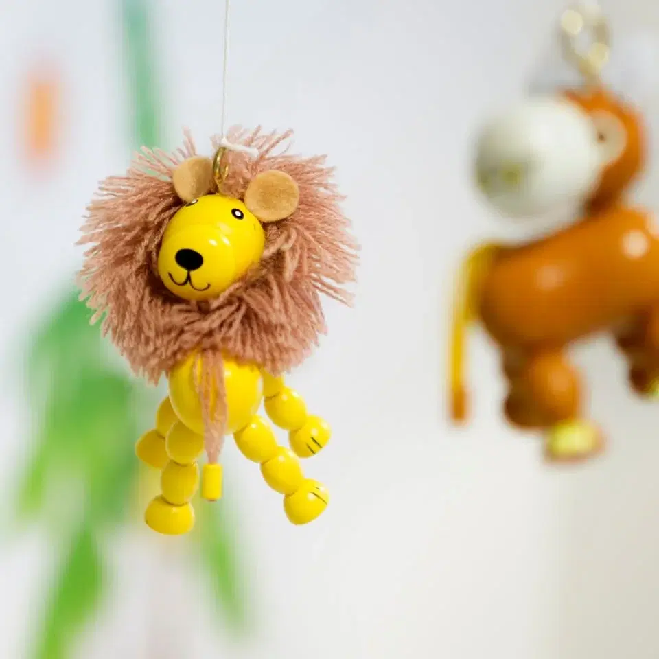 Babycafé med fysioterapeuter som pratar träning efter graviditet och skallasymetri hos barn