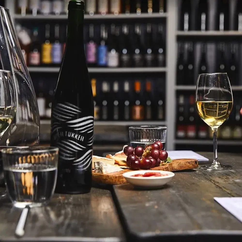 Young Wine Society x Design & Wijn: Speakeasy Wine Tasting!