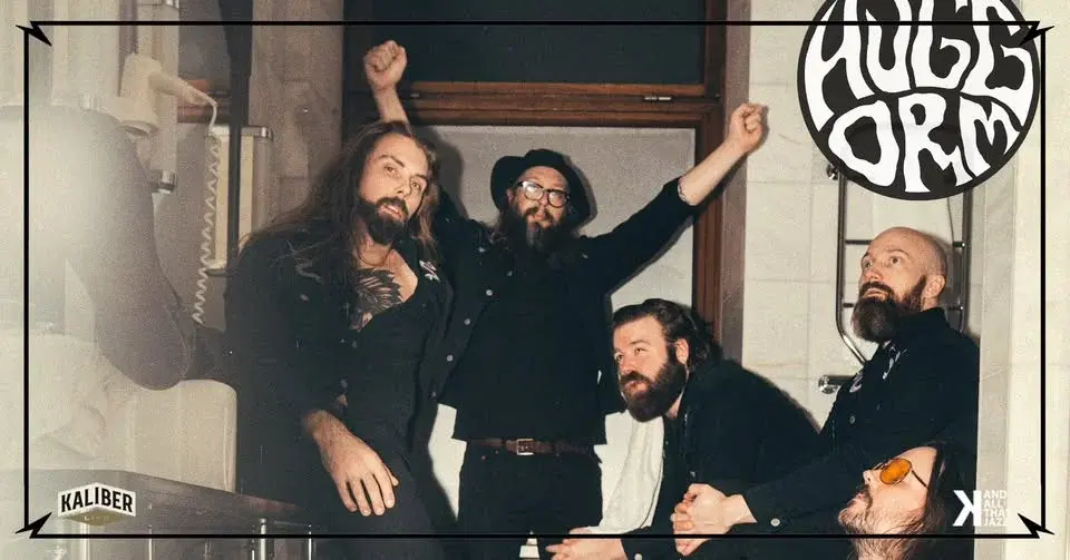 Huggorm | Katalin Uppsala