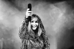 The Shania Twain Story: Shania & Country Legends - LEEDS