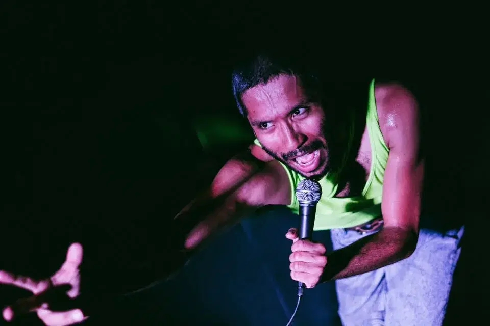 Bottoms for Christ: No Fixed Positions with Estrellx Supernova