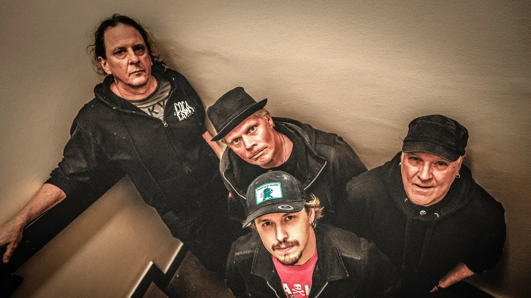 Coca Carola + Pinneso