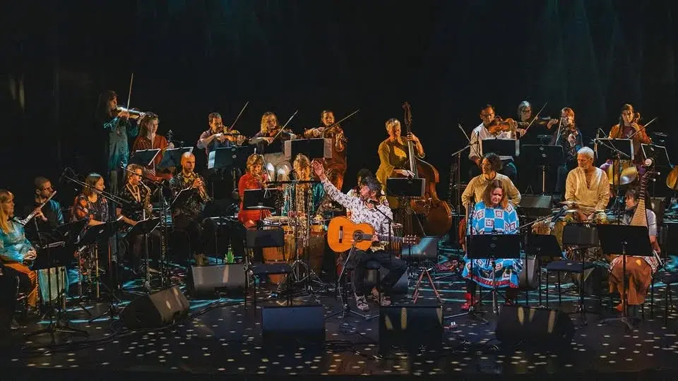 Göteborgs Alternativa Orkester / Göteborgsröster Möter GAO