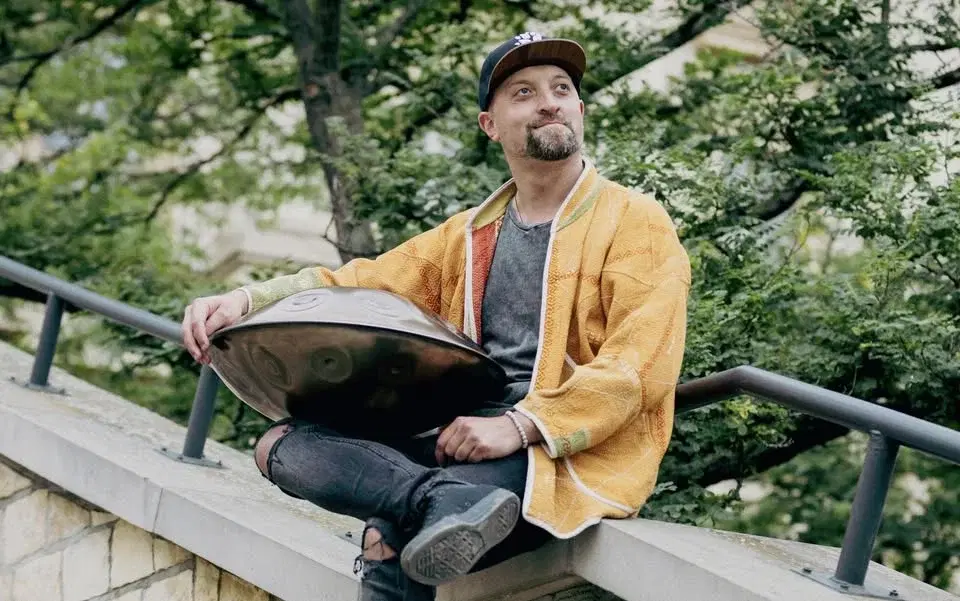 Koncert na handpan – Ctirad Macháně