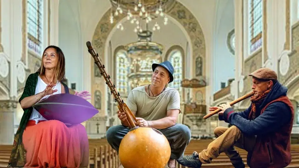 Echoes of Devotion "Återvänder hem" - en timme i tacksamhet