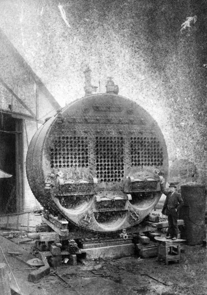 Arbetsdag med inrikting i maskin