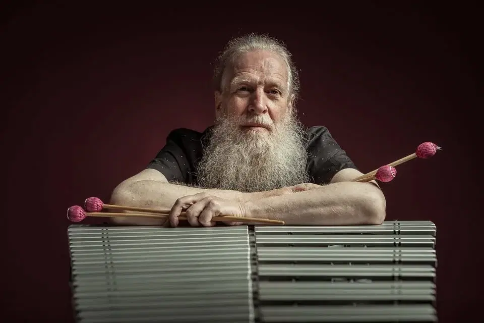 The wonderful ‘ROGER BEAUJOLAIS with Gareth Williams, Alec Dankworth & Milo Fell (free adm/donation)