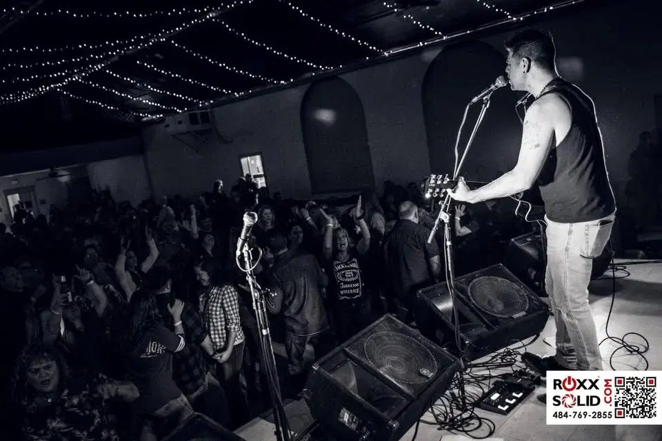 Rob Bass live at the Burning Bridge Tavern