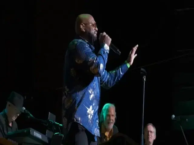 Horizon live at Venutis Lounge in Addison