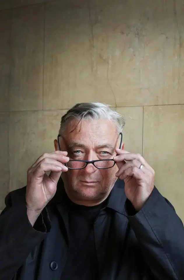 Andreas Vitásek - SPÄTLESE // im STADTSAAL