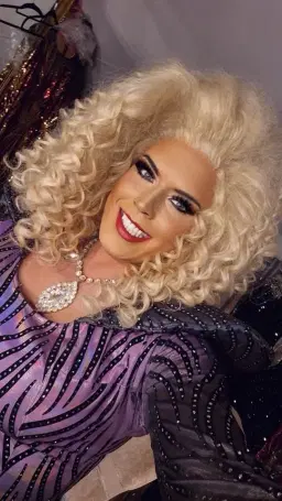 MISS SYREN & SHOWGIRLS SPRING SPECIAL( £10 TICKETS )