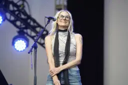Aimee Mann Tickets