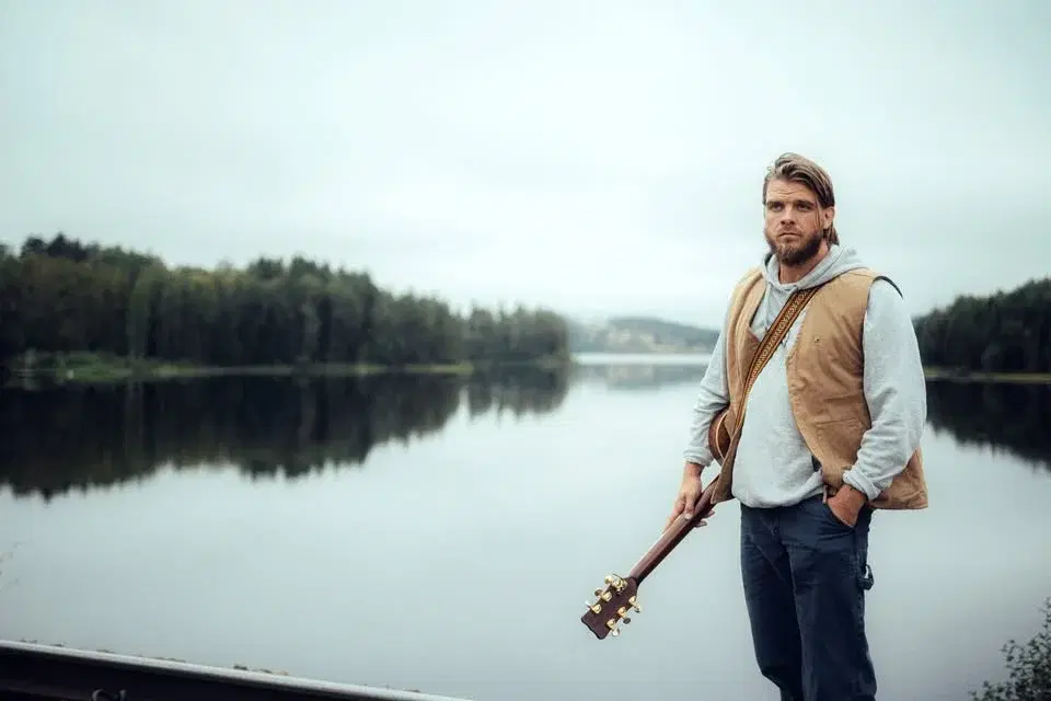 Vincent Jedselius med band till Makeriet – med berättelser från Bergslagen