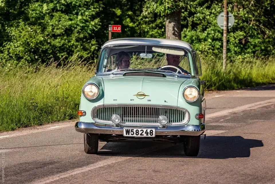 Bilträffar på Söderåsens Wärdshus med Eddy NIlsson och kompisar -Tema Opel