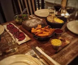 Varje fredag: Lavastensafton