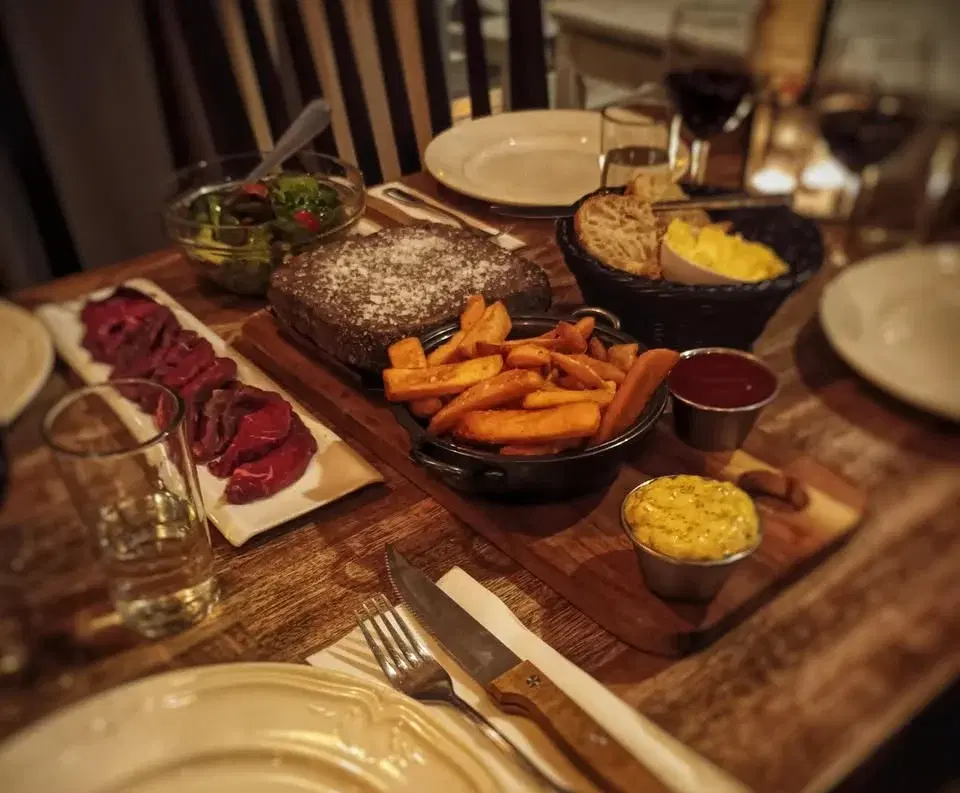 Varje fredag: Lavastensafton