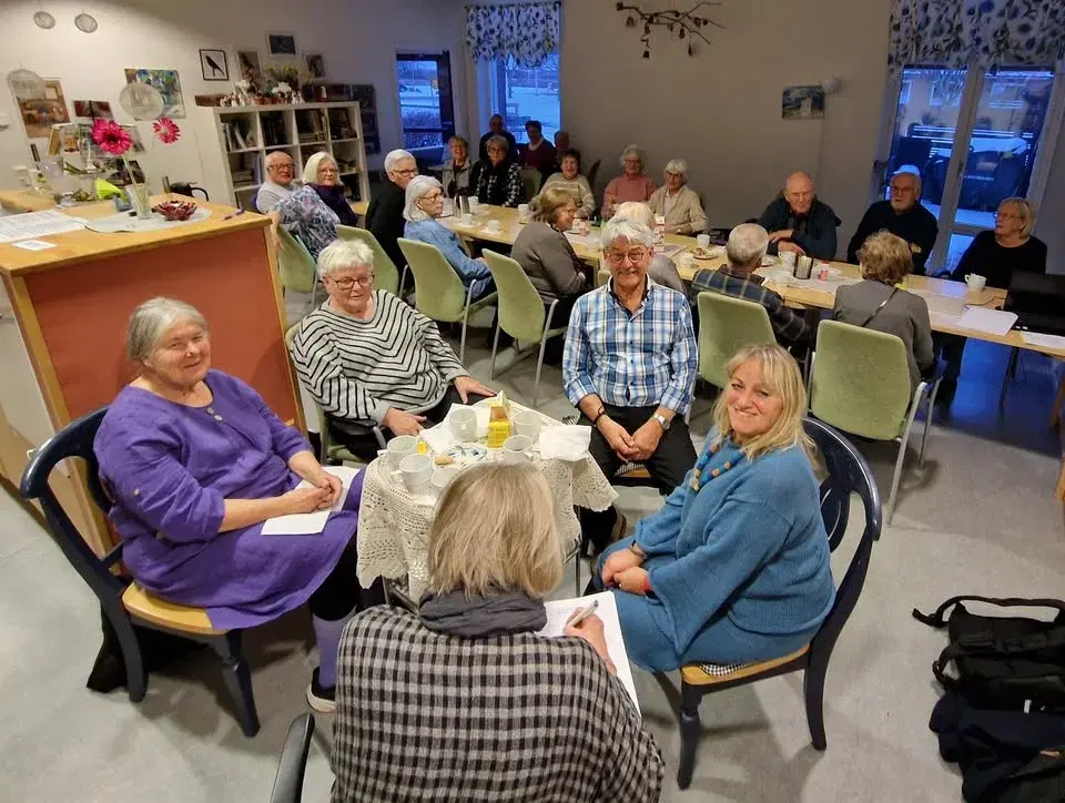 Café-/berättarkvällar med Källby PRO
