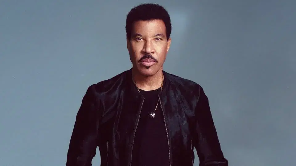 Lionel Richie and Earth, Wind & Fire | Centre Bell