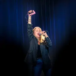 Jag måste bara få sjunga! Musikalisk soppteater med Karin Oscarsson och band