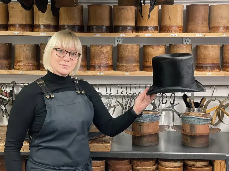 Föredrag: Hattmakaryrket - Ett utdöende hantverk som ingen tror behöver räddas