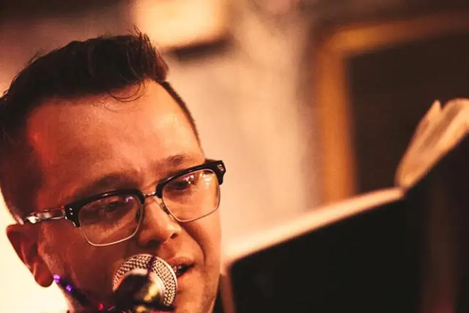 Utter! Lutonia: March 26