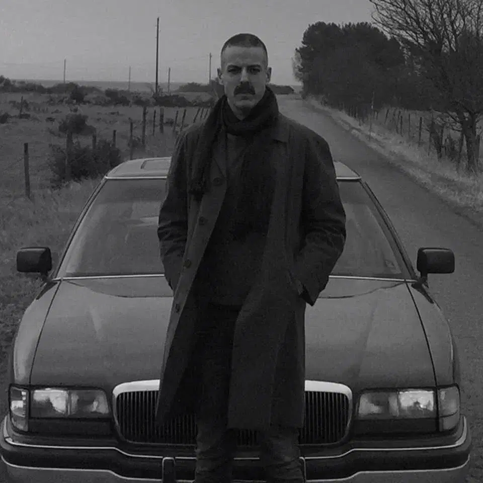 SAMTAL OM OSCAR GUERMOUCHES KONSTNÄRSKAP