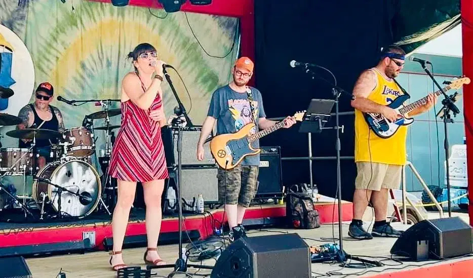 Live Music: Hoodleybah in the Underground