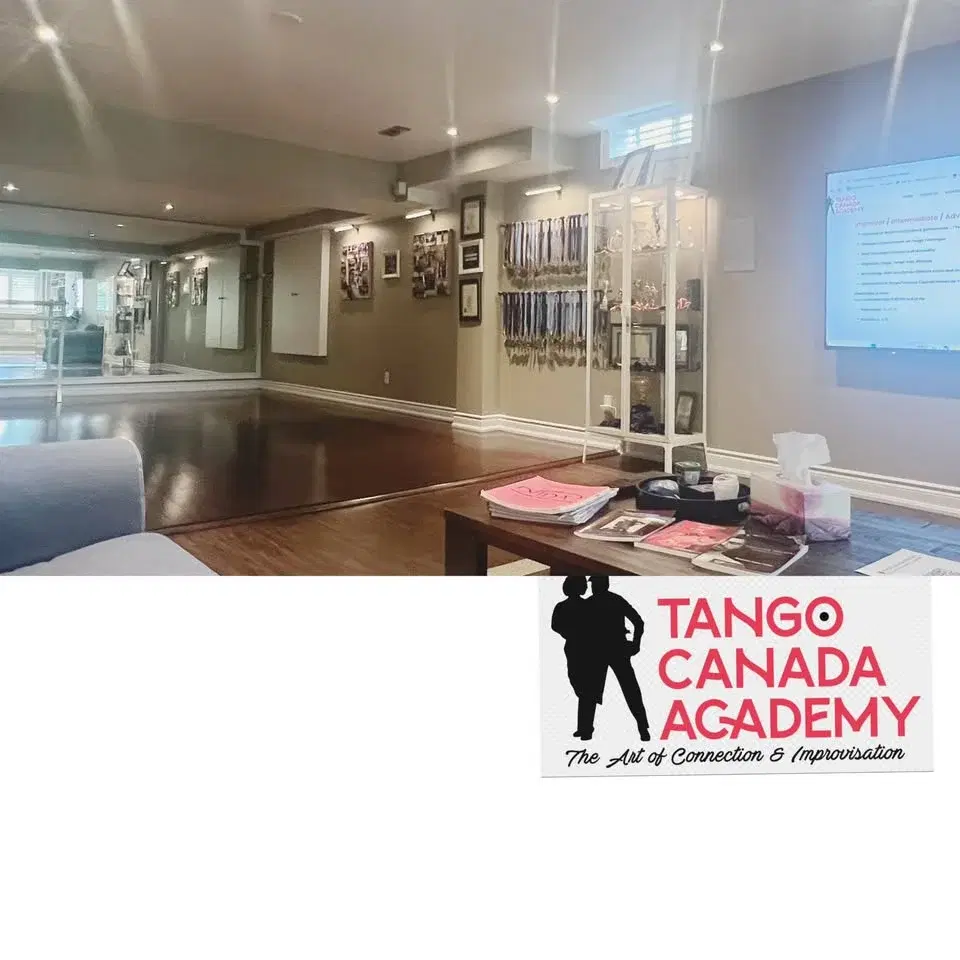 Tango Malhar , Canadian Premiere