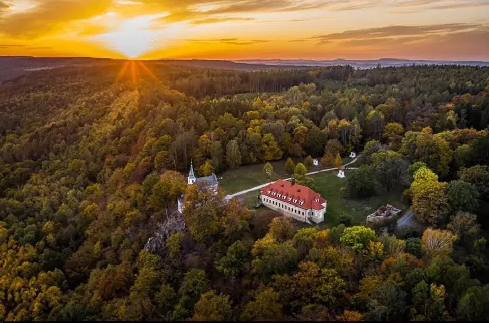 26. Psovýlet na Barokní areál skalka