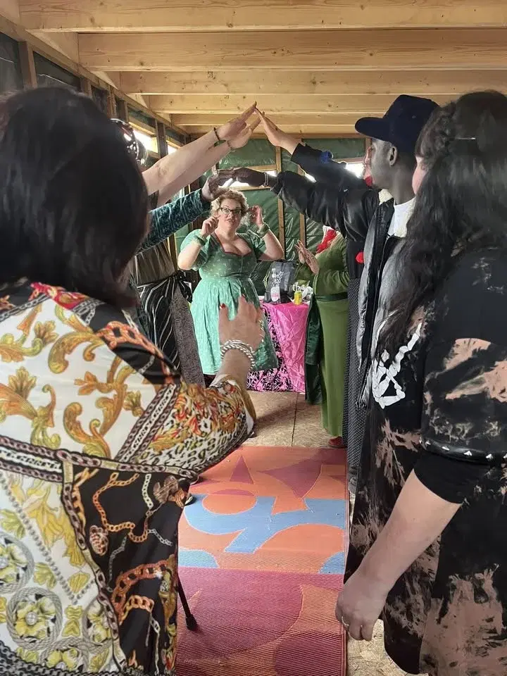 Irish lunch with music and dancing