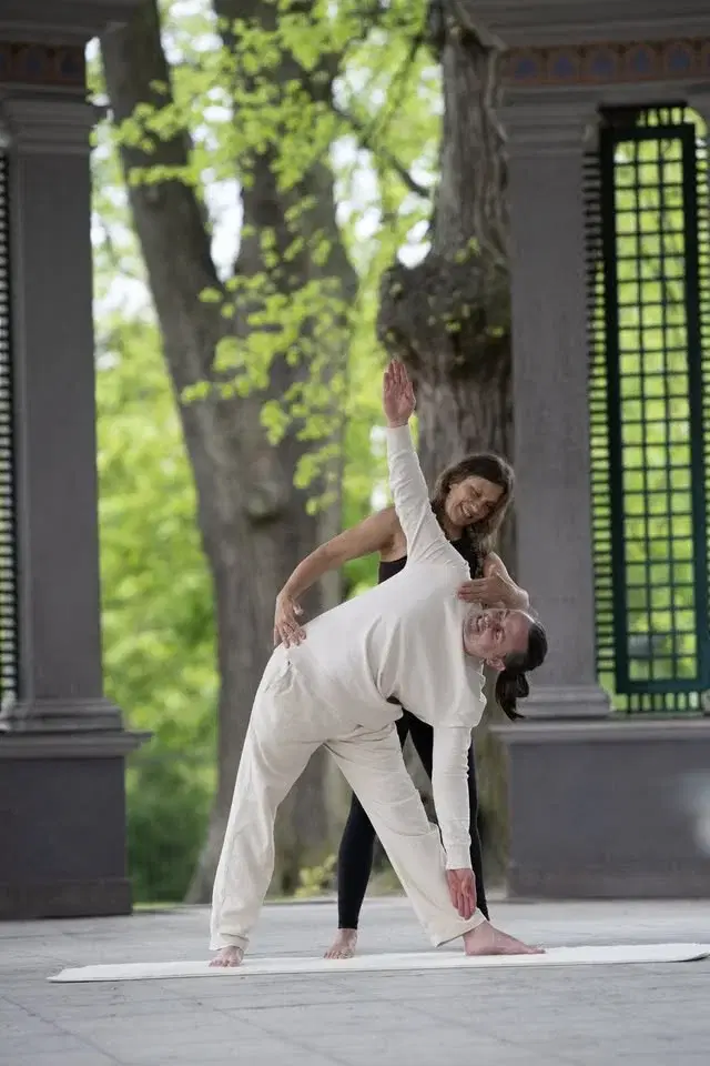 Yoga för stela män kurs (9/2-13/4)