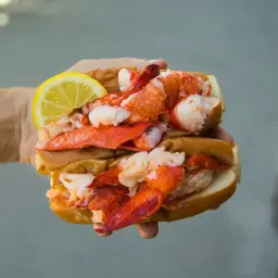 Cousins Maine Lobster at Chris Gasbarro's Fine Wine & Spirits