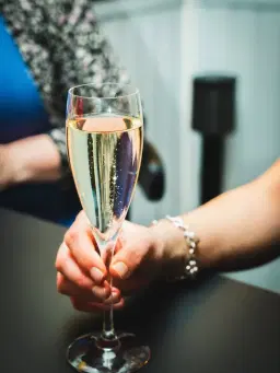 Liquorice & Champagne 17.4.2026 18:00