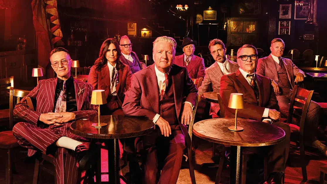 22/3 SQUEEZE | DEBASER STRAND