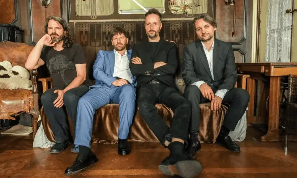 Květy | Lucerna Music Bar