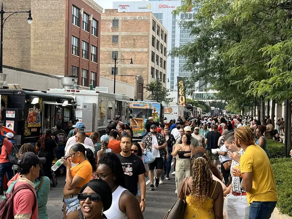 Chicago Food Truck Festival, Season 13, "Summer Daisy Margarita Returns"
