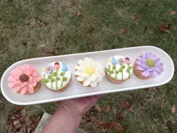 Wildflower Cupcake Class - March 22nd - 5pm-5:50pm