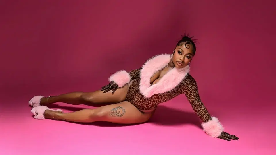 Kentheman: Kinda Famous 2our