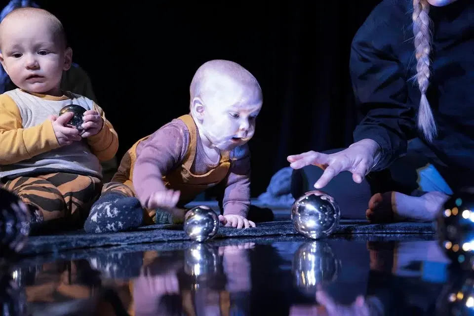 Bebisföreställning: VAU VAU på Scenkonstmuseet