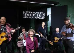 St Patrick's Day with The Peddlers