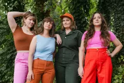 Della Mae at The Iron Horse