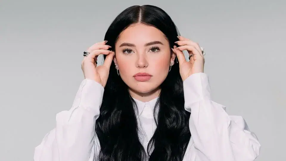 Lauren Spencer Smith: THE ART OF BEING A MESS TOUR