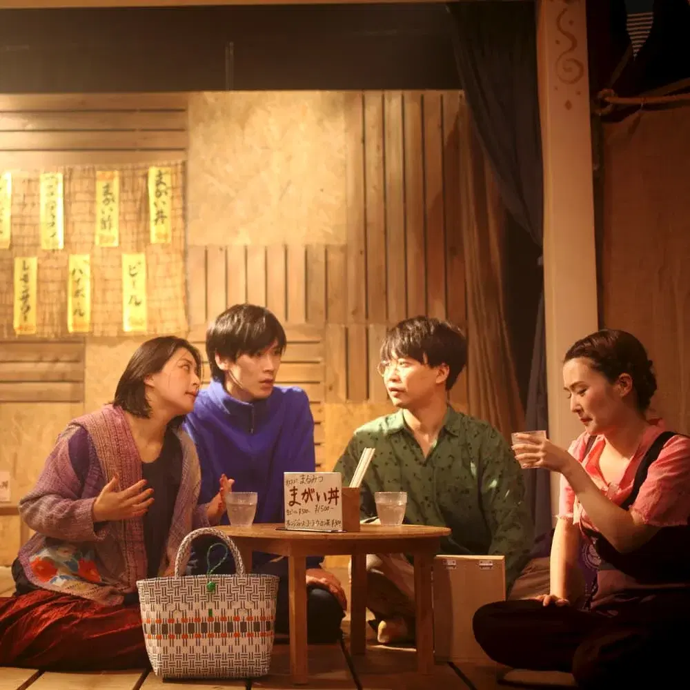 【上映】ロロ『四角い2つのさみしい窓』