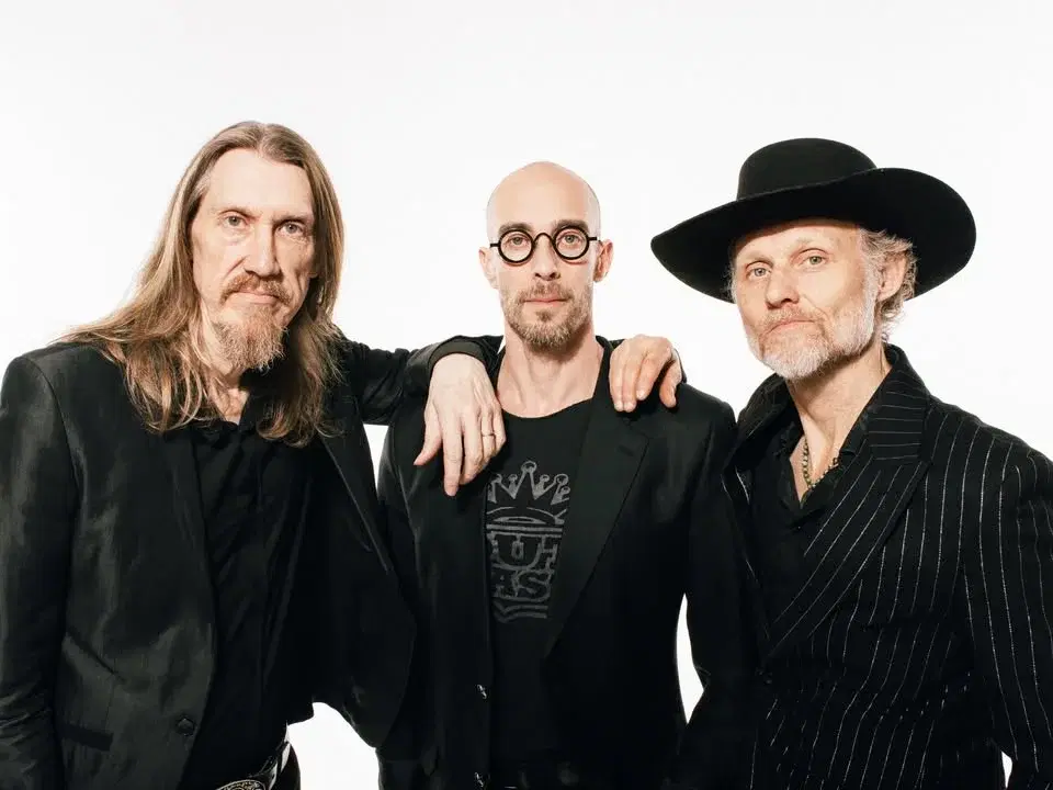 THE WOOD BROTHERS With Guests - Vancouver