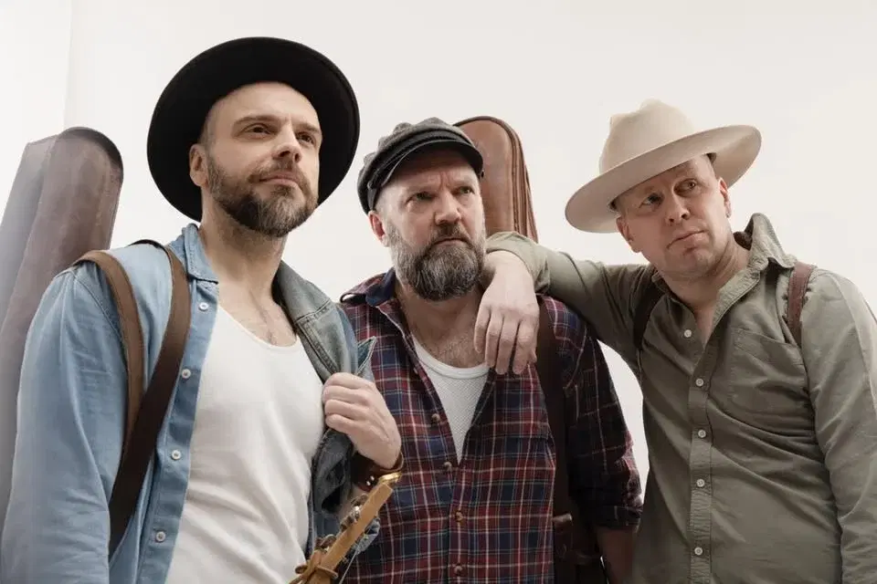 Pajan klubilla, Josén Pimeä Puoli