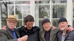 BLAU – "Släpp anden ur flaskan...."